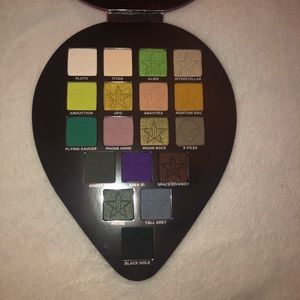 ALIEN PALLET